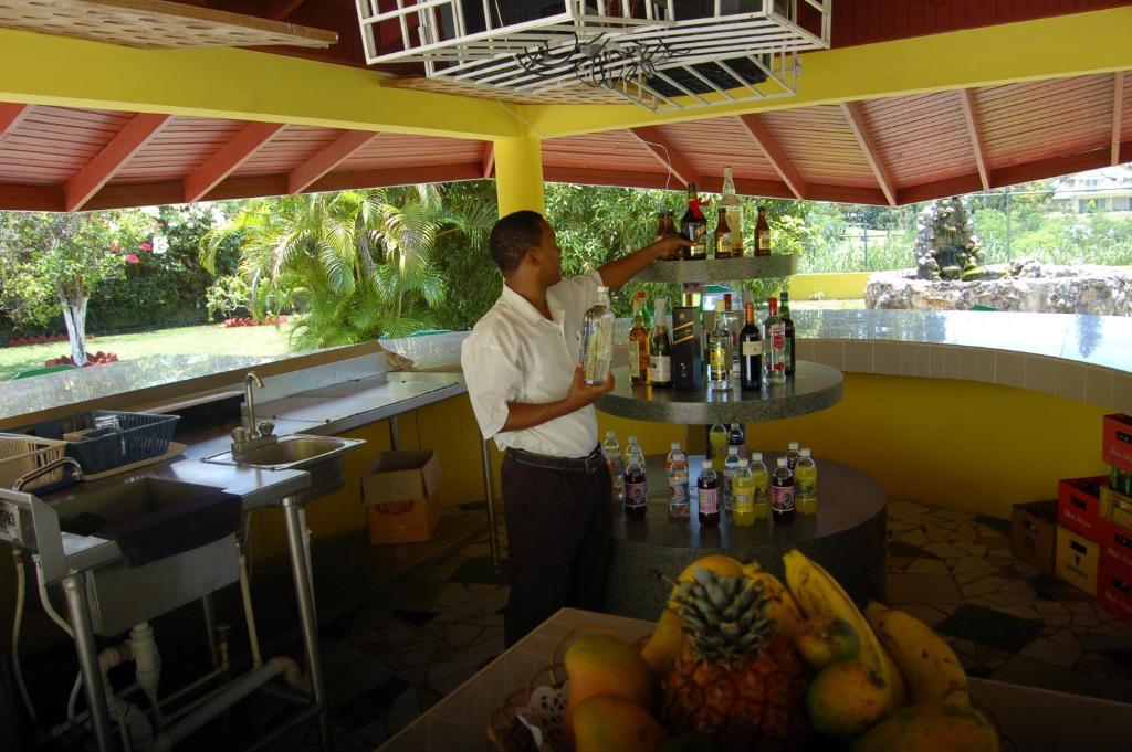 Villa Sonate Runaway Bay Dış mekan fotoğraf