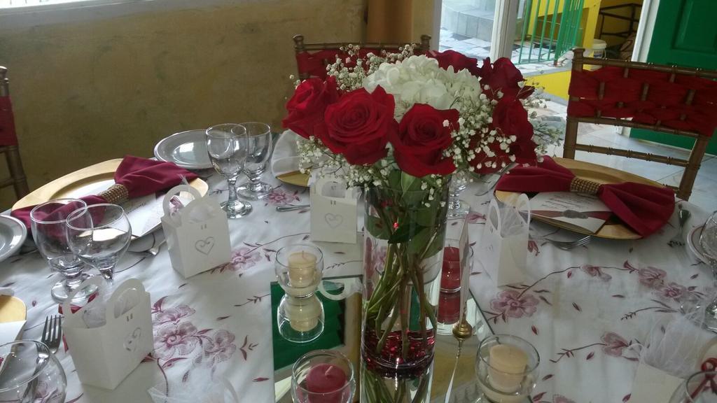 Villa Sonate Runaway Bay Dış mekan fotoğraf