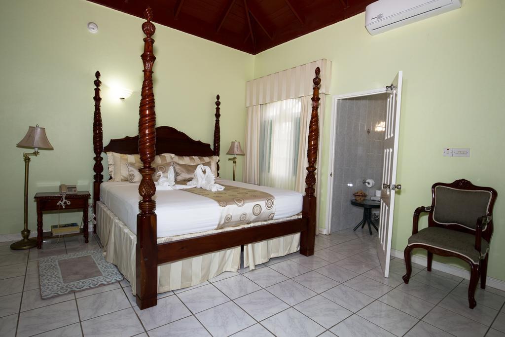 Villa Sonate Runaway Bay Dış mekan fotoğraf