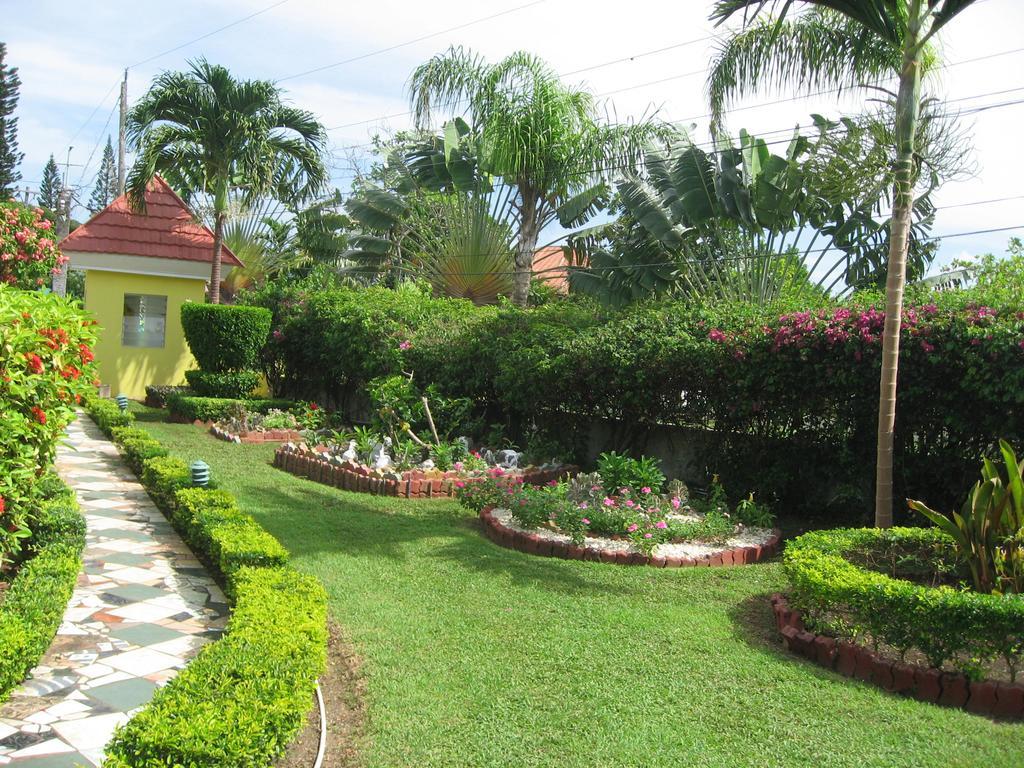 Villa Sonate Runaway Bay Dış mekan fotoğraf