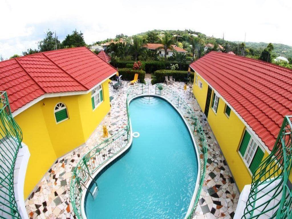 Villa Sonate Runaway Bay Dış mekan fotoğraf
