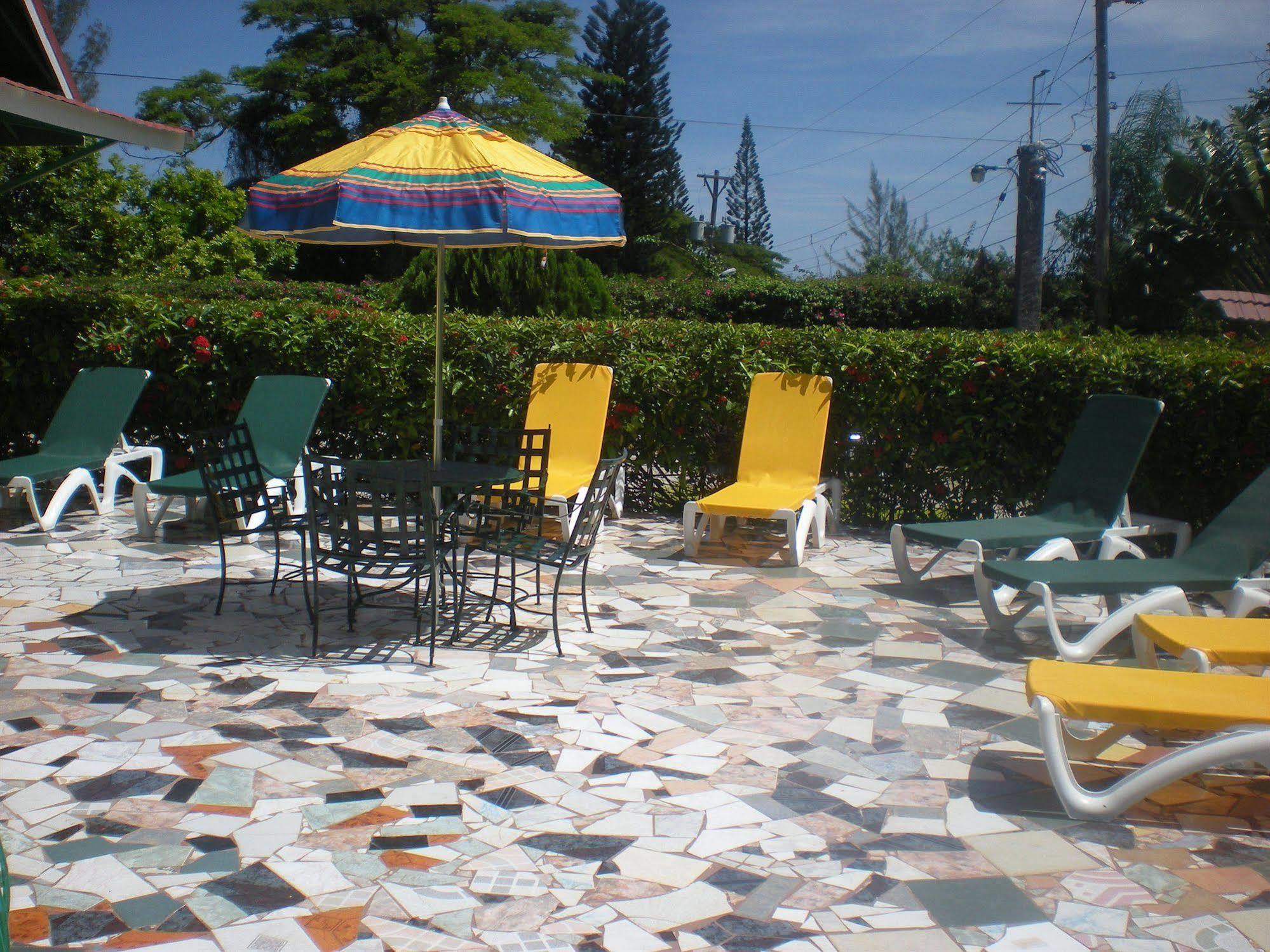 Villa Sonate Runaway Bay Dış mekan fotoğraf