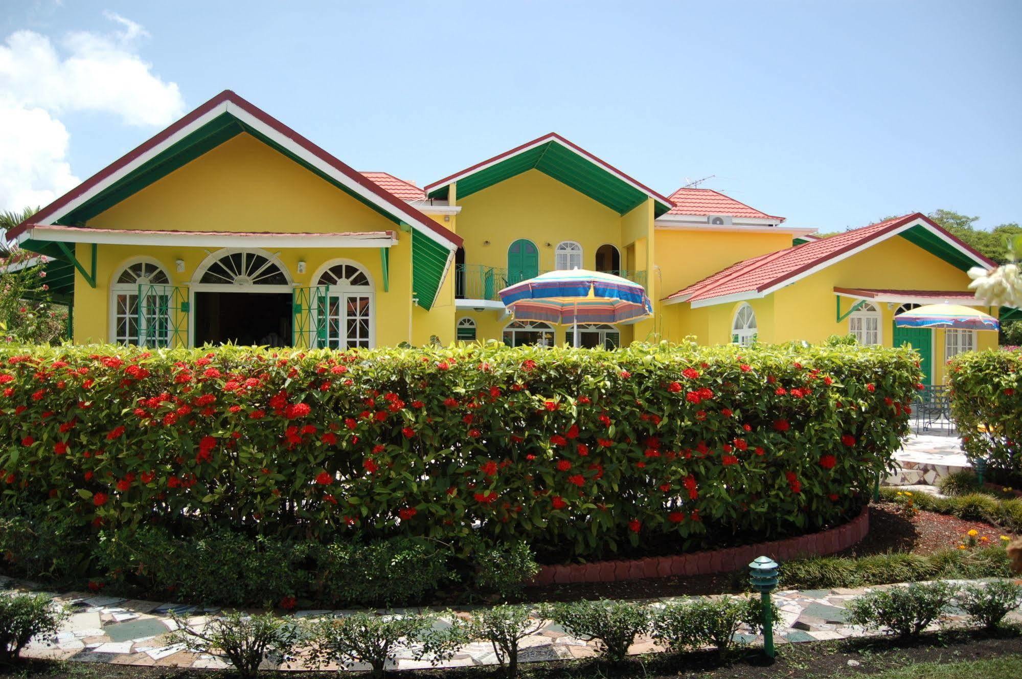 Villa Sonate Runaway Bay Dış mekan fotoğraf